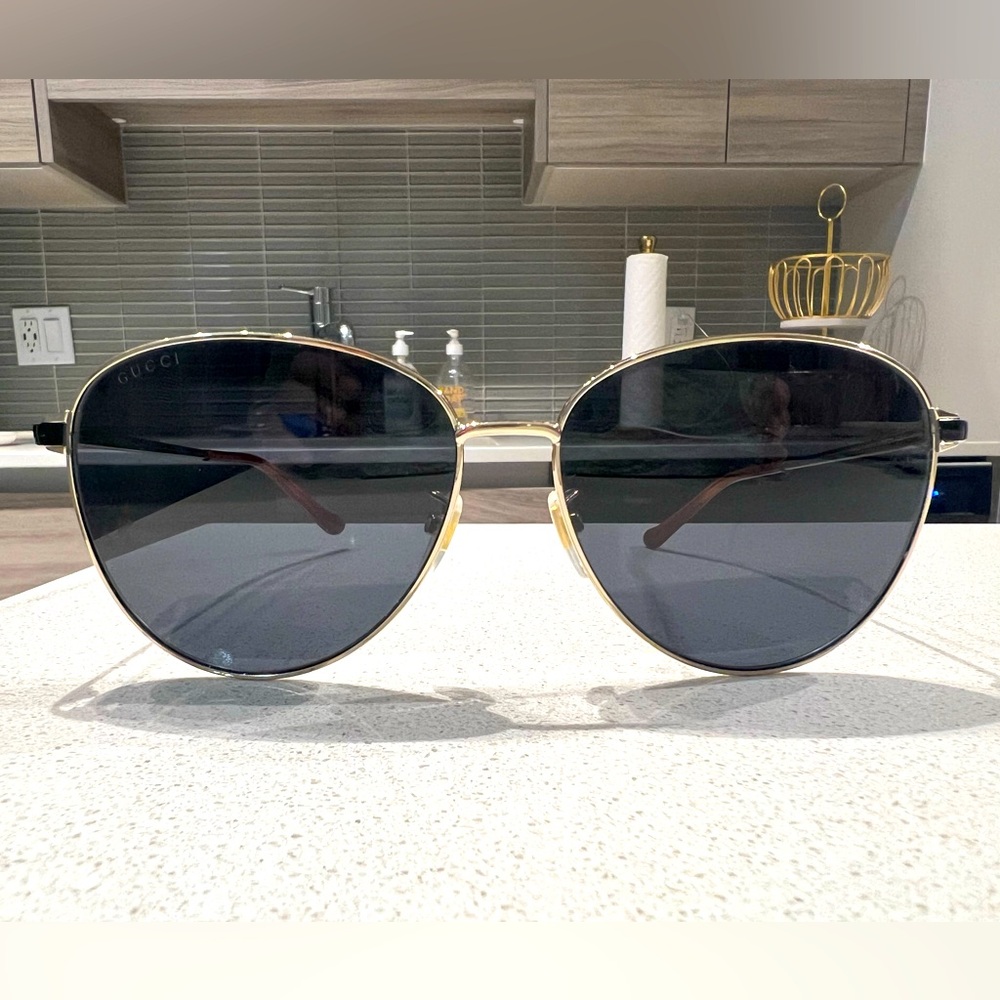 Gucci Women's Sunglasses (aviator style)